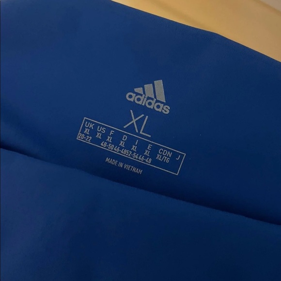 Adidas leggings XL - Picture 2 of 2